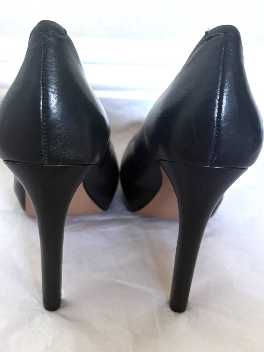 NEW POUR LA VICTOIRE BLACK HIGH HEEL STILETTO PUMPS SIZE: 8 - Picture 7 of 9